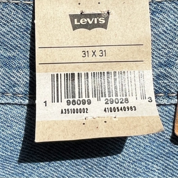 🌻NEW (w/tag) Levi's Women's 94 Big Baggy Distressed Jeans Size 31 - Picture 11 of 11